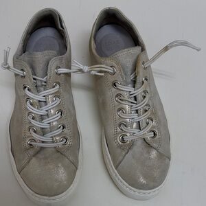Paul Green Bixby Metallic Silver Sneakers